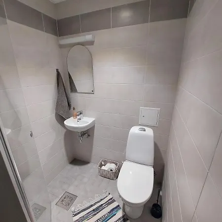 Pepleri Mini Apartment Tartu Exteriör bild